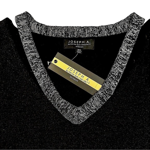JOSEPH A. Black & Silver V-Neck Sweater Accented with a Silver Metallic Cut-Out - Picture 7 of 9